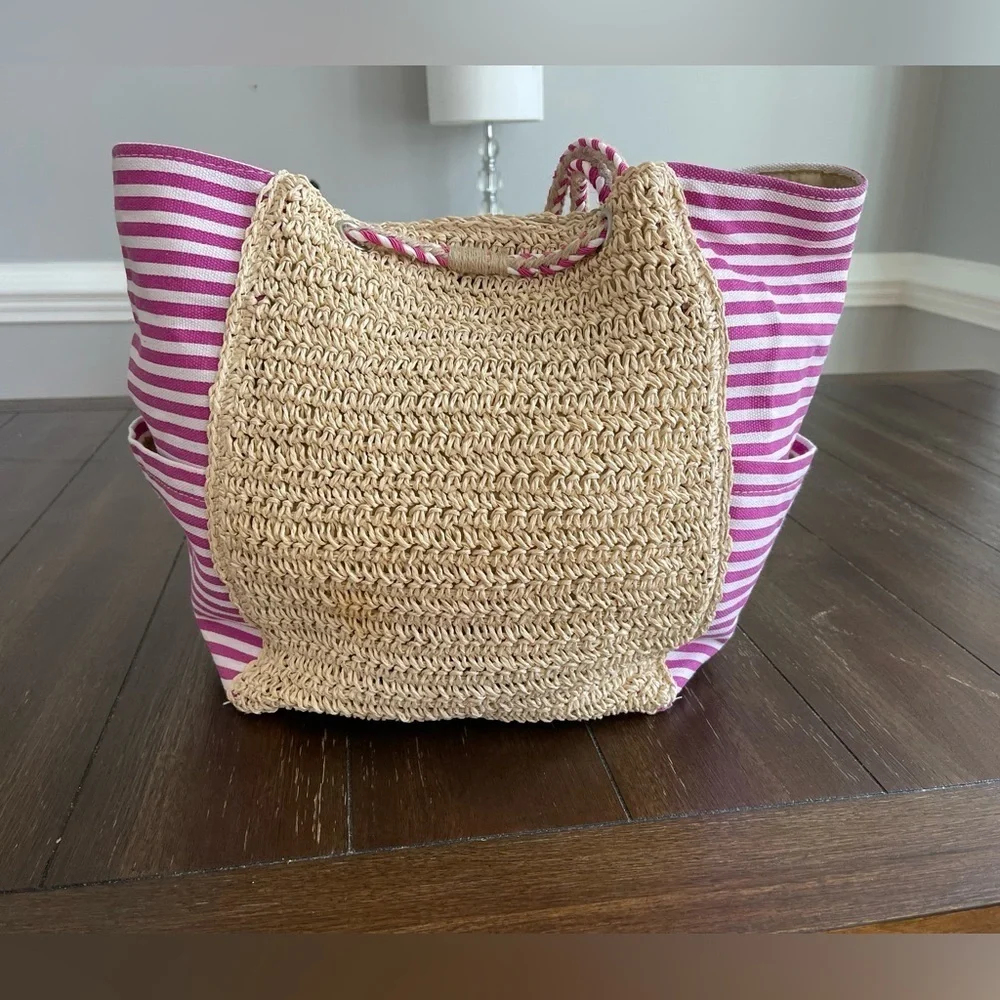 Suns N sand tote bag